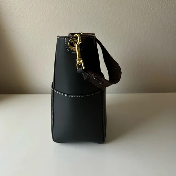 AALLYN Jordan Leather Bucket Bag - Picture 6 of 15